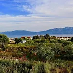 Manora One Bedroom Sućuraj