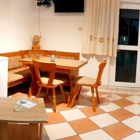 Manora One Bedroom * Sućuraj