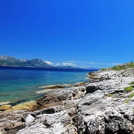 Manora One Bedroom Appartement Sućuraj